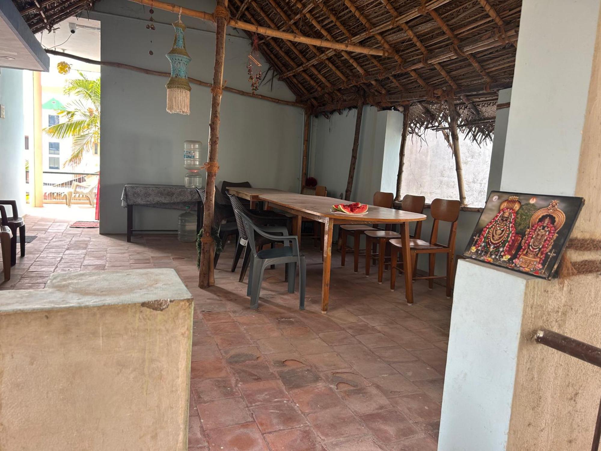 Anbu Ramana Guest House Tiruvannāmalai Εξωτερικό φωτογραφία